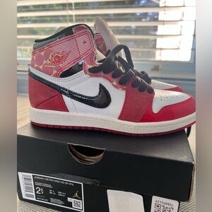 Spider-Man Nike Jordan 1 Retro High OG 2.5 year boys